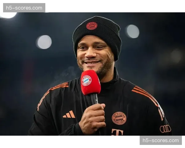 官方:拜仁慕尼黑主帅孔帕尼当选四月最佳教练